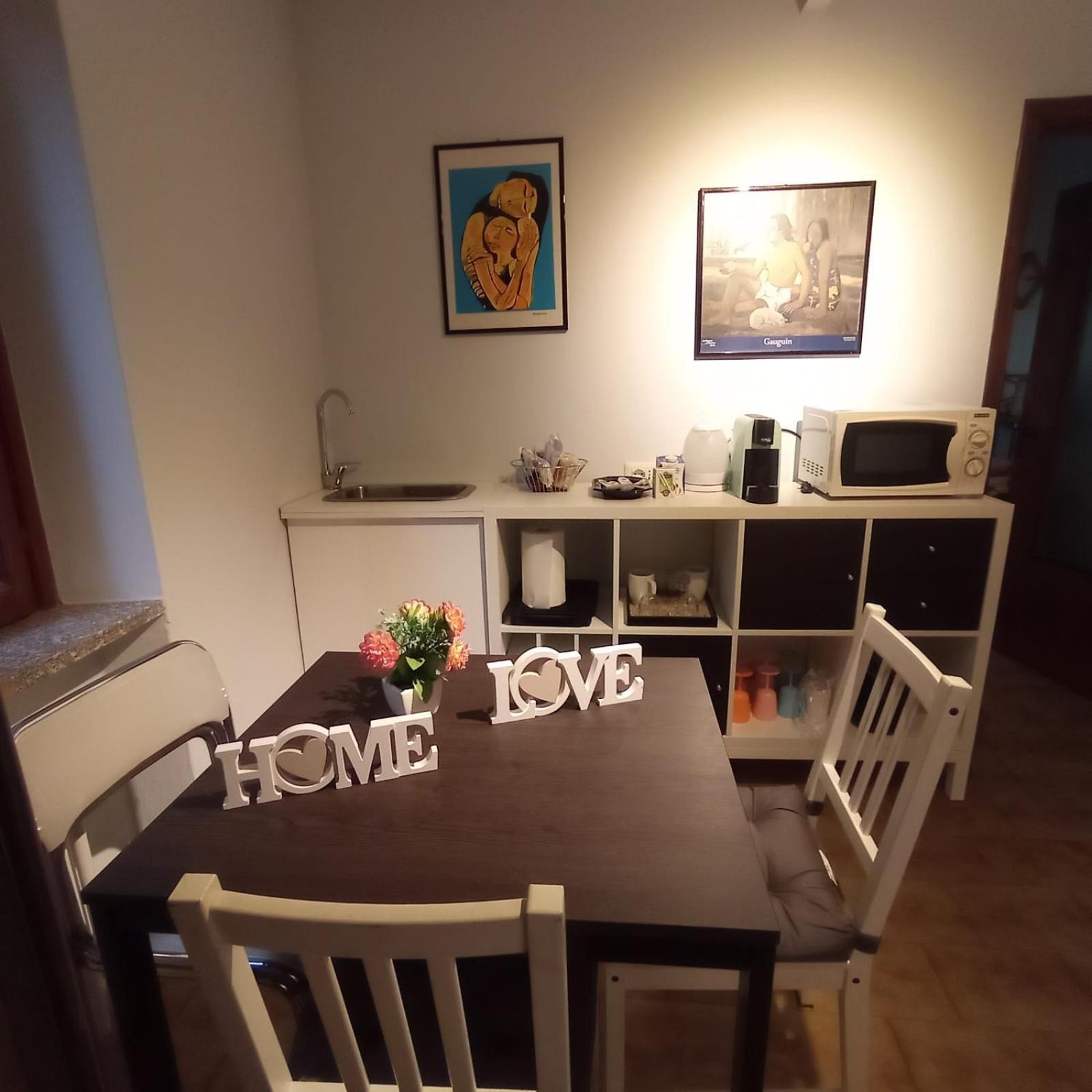 Mamma Mia Bed And Breakfast Uggiate Eksteriør bilde